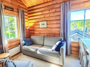 Holiday Home Vuosselinkulma 1 by Interhome