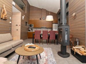 Holiday Home Rukanlilja by Interhome