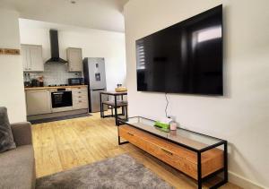 Cosy & Luxury 2BR Flat in Calverton