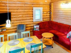 Holiday Home Kiepinkulma a by Interhome