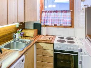 Holiday Home Pikku-metso by Interhome