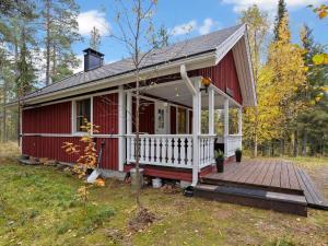 Holiday Home Kaukosaaren ahonrinne by Interhome