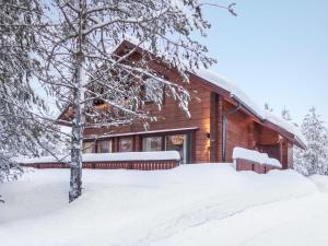 Holiday Home Lapinukonkäännös by Interhome