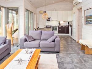 Holiday Home Lumikukka by Interhome