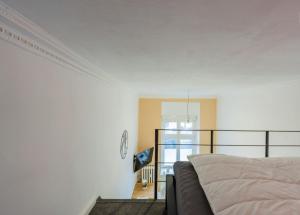 smart city apartment Charlottenburg Deutsche Oper