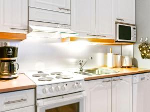 Holiday Home Kelkkatyttö by Interhome