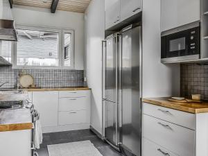 Holiday Home Rukavuorenhuippu 23 b by Interhome