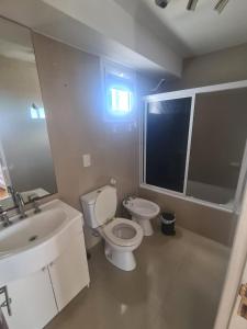 Comodo departamento frente al mar, frente al parador La Marea