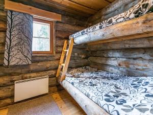 Holiday Home Seitsemän savua 4 by Interhome