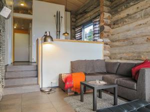 Holiday Home Kiehinen 2 by Interhome