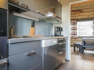 Holiday Home Kiehinen 2 by Interhome