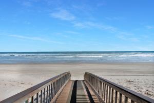 Executive Beach Paradise