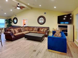 Executive Beach Paradise