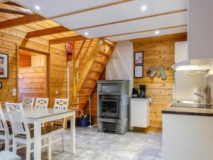 Holiday Home Aslakit b by Interhome