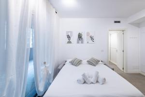 Free Parking - New 1BDR with Terrace