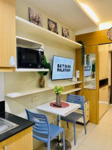 Condotel By RhoiVC in Shell Residences Moa Near Naia Airport