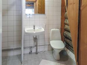 Holiday Home Lomaylläs a 13 - hotellintie 1 a by Interhome