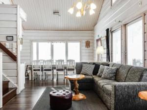 Holiday Home Kerkänperä by Interhome