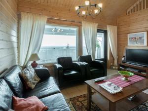 Holiday Home Ylläksen rinnemäki b by Interhome