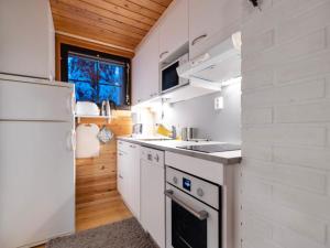 Holiday Home Kaltiotievantie 2 mökki 1 by Interhome