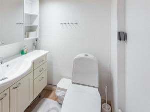 Holiday Home Ylläksen sirppikuu 2 by Interhome