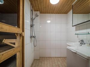 Holiday Home Kuukkelintupa 1 by Interhome