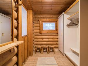 Holiday Home Kuukkelintupa 1 by Interhome