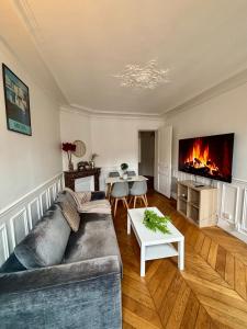 Appartement Tour Eiffel Lecourbe Paris