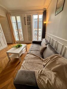 Appartement Tour Eiffel Lecourbe Paris