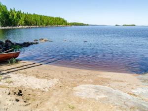 Holiday Home Lakunlahti by Interhome