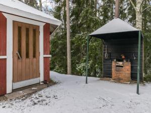 Holiday Home Mäkimökki by Interhome
