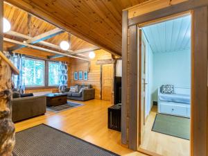 Holiday Home Runoniekka by Interhome