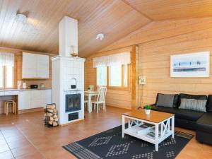Holiday Home Hot pool cottage iitu by Interhome
