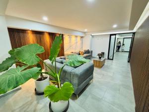 Depa Familiar Céntrico GDL con Estacionamiento