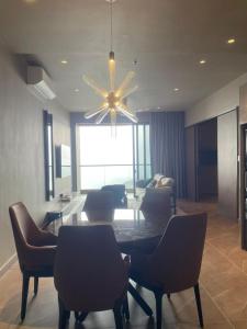 Luxury Executive Suite Antara by Enigma 3BR with Jacuzzi Lvl 8