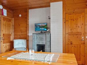 Holiday Home Lahdenpohja- vaikon loma 7 by Interhome