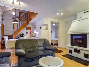 Holiday Home Kiikkukallio by Interhome