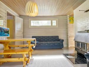 Holiday Home Koskisaari- vaikon loma 2 by Interhome