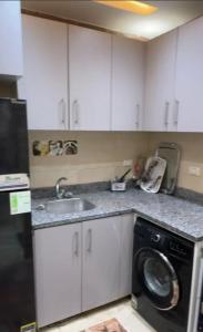 Apartment with 3 bedrooms, 2 bathrooms, kitchen and living room