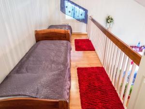 Holiday Home Point vale 4 as 3 by Interhome