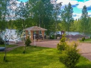 Holiday Home Huvila ferdinand by Interhome