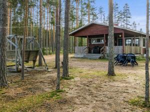 Holiday Home Mäntyniemi by Interhome