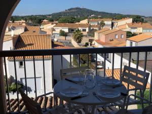 593 Studio 4 pers Port Soleil vue piscine