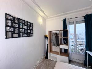 Au PIED de la GARE aux PORTES de PARIS