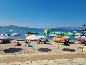 Two Bedroom Apartment with Sea View 021