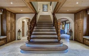 Luxurious 7-Bedroom Chalet with Private Pool in Davos Dorf