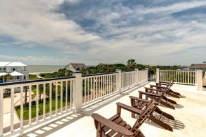 Sunrise Manor, Putting Green, Poolhot tub, Elevator, Ocean Views