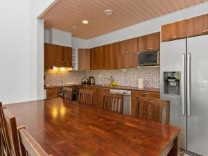 Holiday Home 4 seasons hymy b by Interhome