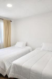 Casa completa en Cuenca para 12 personas WiFi Parqueadero BBQ