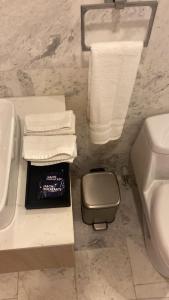 High-end 2BR with Gym & Skyview Pool in Condesa